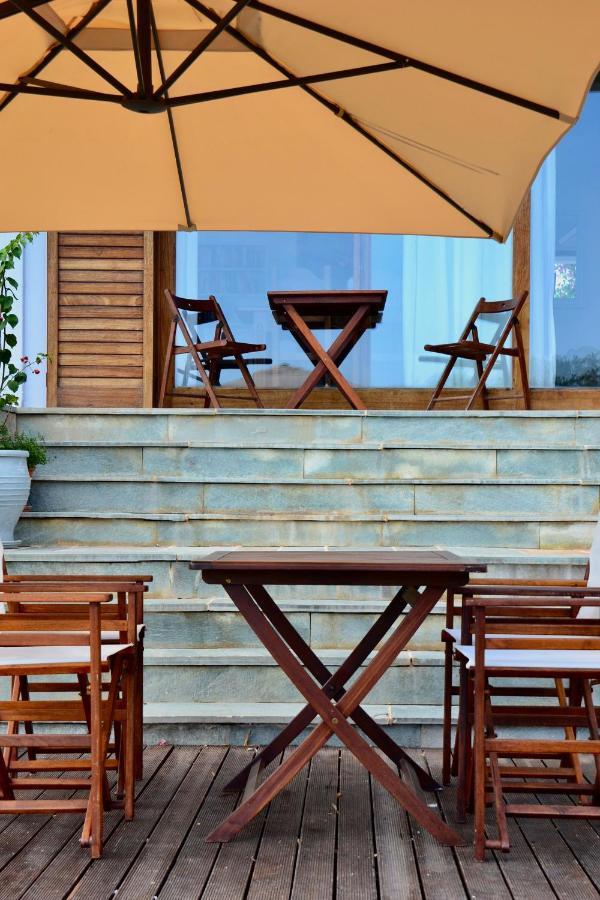 Beach House Set In A Beautiful Bay Karystos  Exterior photo